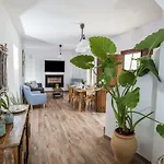 Monica Βίλα Nerja